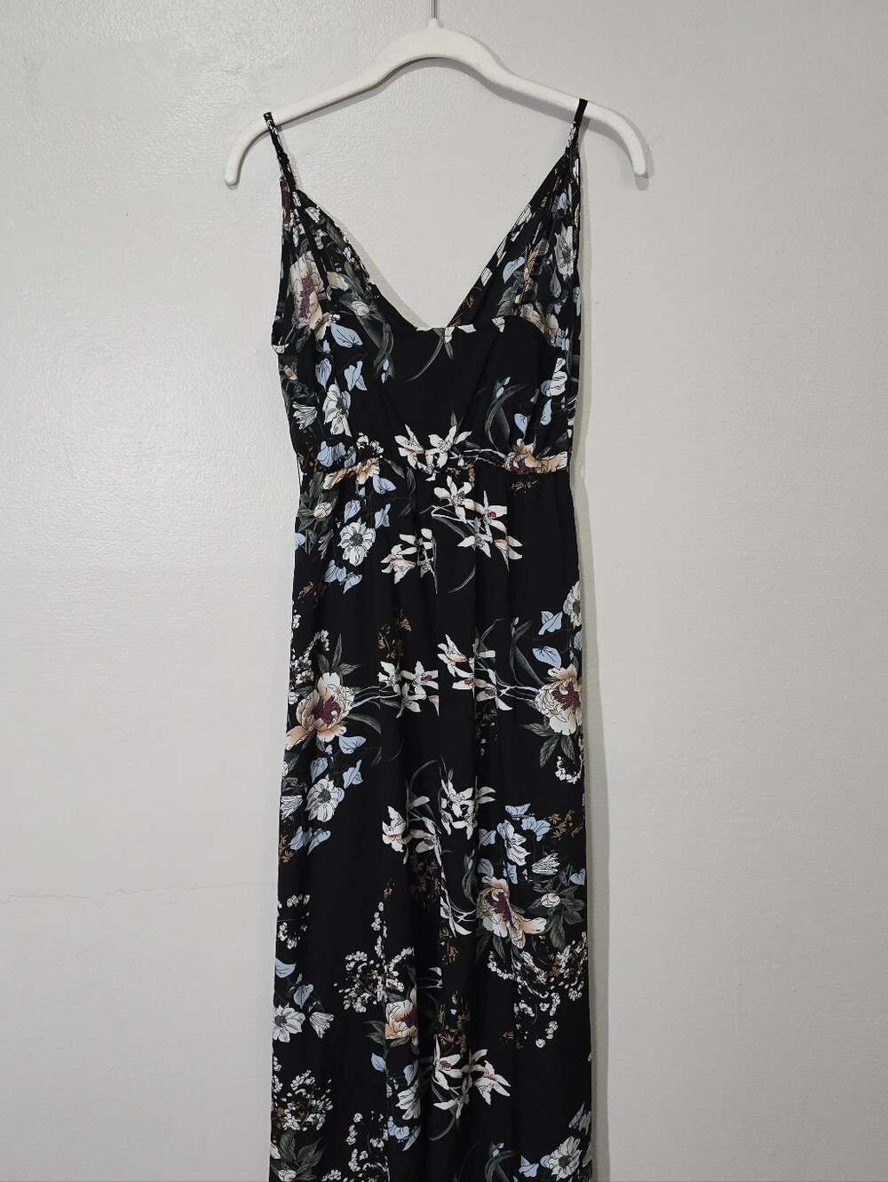 SHEIN Black Floral Hi-Lo Maxi Dress with Spaghetti Straps - Picture 5 of 7